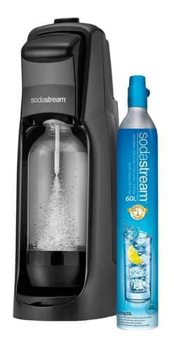 Cilindro SodaStream azul de rosca ao lado de uma máquina SodaStream preta